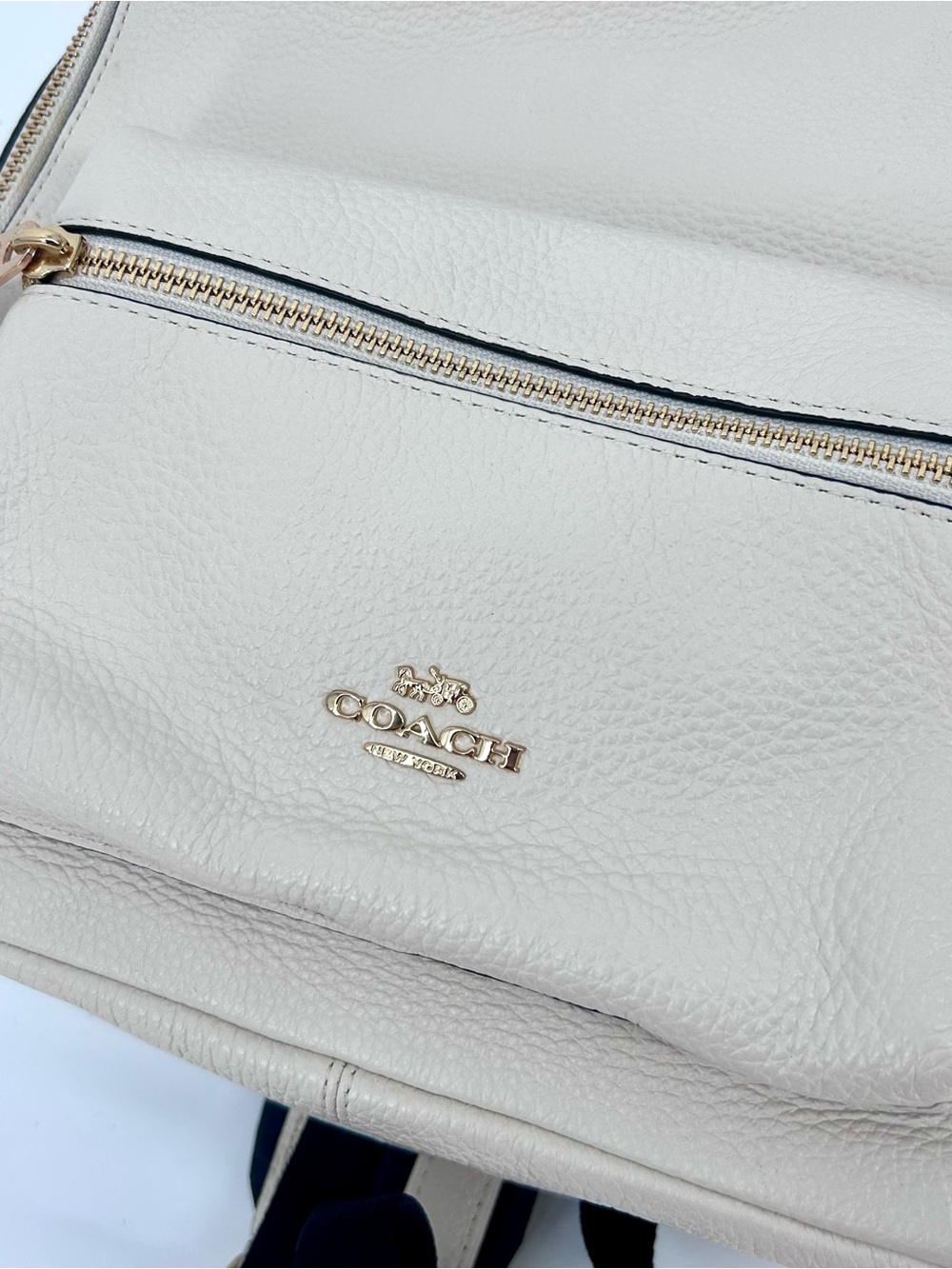 Coach Pebbled Leather Ivory Charlie Backpack Gold Hardware F30550 - Picture 5 of 11